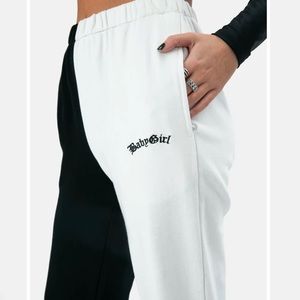 Adika Sweatpants